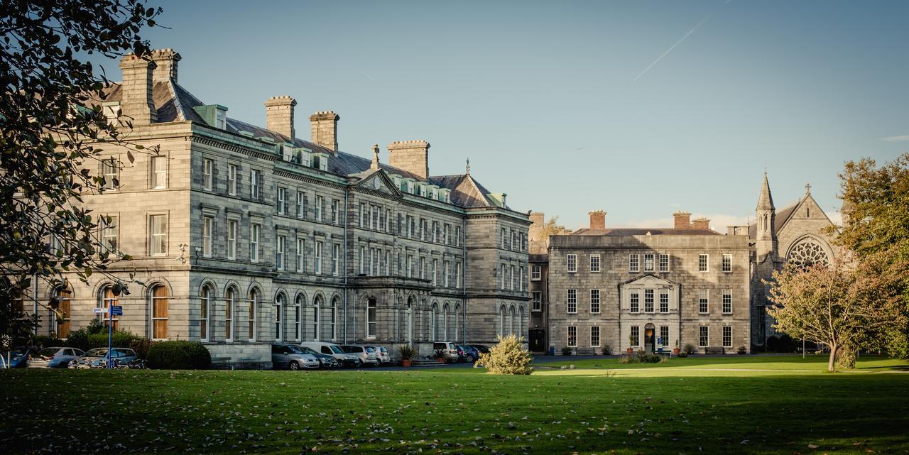 Dcu Rooms All Hallows Dublín Exterior foto